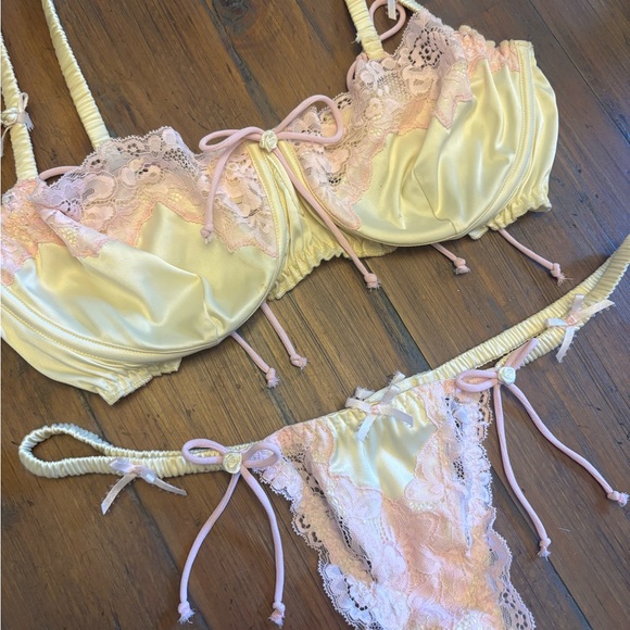 Rare!  For love and lemons original Jayden bra and thong set - Picture 15 of 16